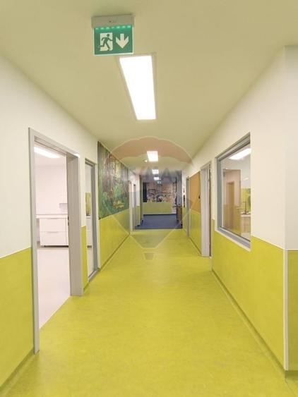 Spatiu comercial de vanzare - 10