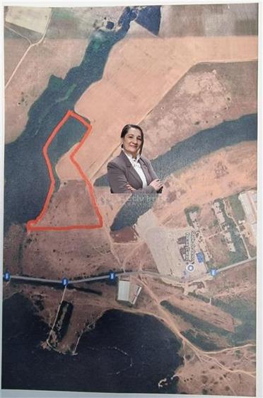 Bocsa Romana, 2 terenuri intravilan, 10.000 Mp.(62.000 Euro) si arabil, 80.000 M - 2