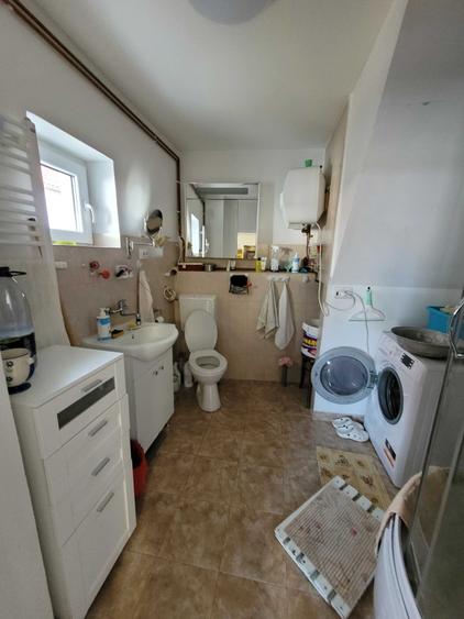 Vand casa la tara marginimea Sibiului - 2