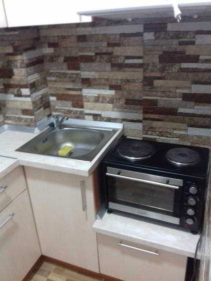 Garsoniera de inchiriat - DOAR termen lung - 240 Euro + garantie - 1