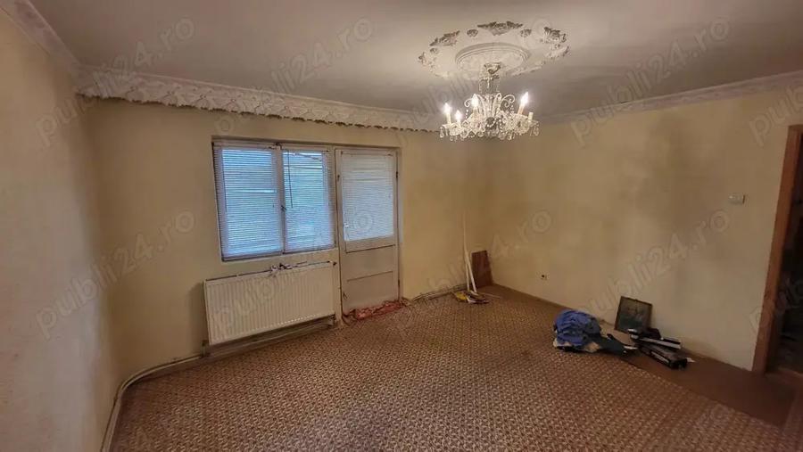 Vand apartament 2 camere decomandat - 8