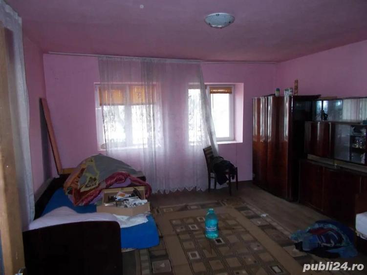 Casa Ianova, 2corpuri, 3 camere, 1500mp teren - 1