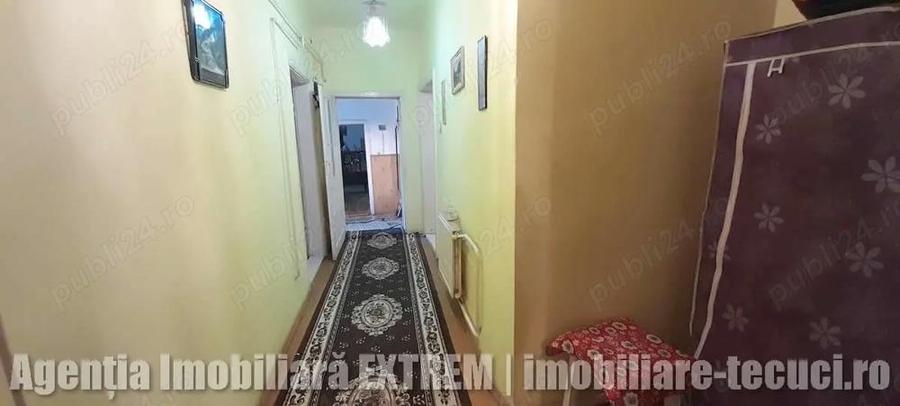 Casa cu 4 camere ?i 417mp teren in fa?a garii de sud din Tecuci - 4