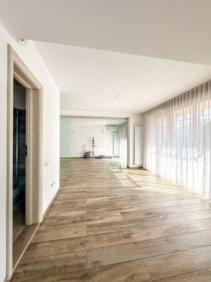 Spatiu Comercial - Unirii - Imobil 2018 - 3 Intrari - Parcare subterana - NOU - 5