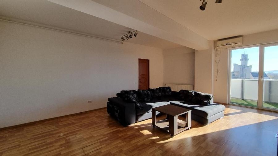Apartament cu parcare privata si panorama in centru Shopping Plazza - 11