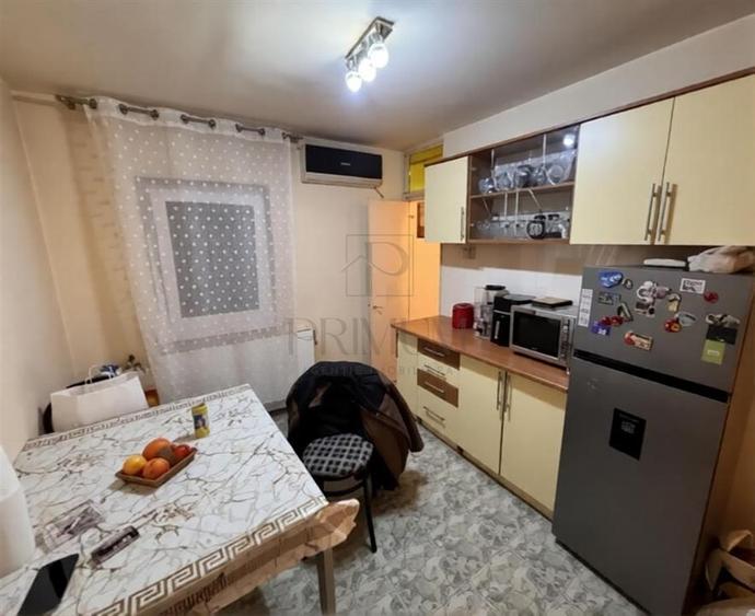 BUCOVINA - 3 CAM - DECOMANDAT - 2 BAI - CENTRALA - SPATIOS - zona excelenta - 4