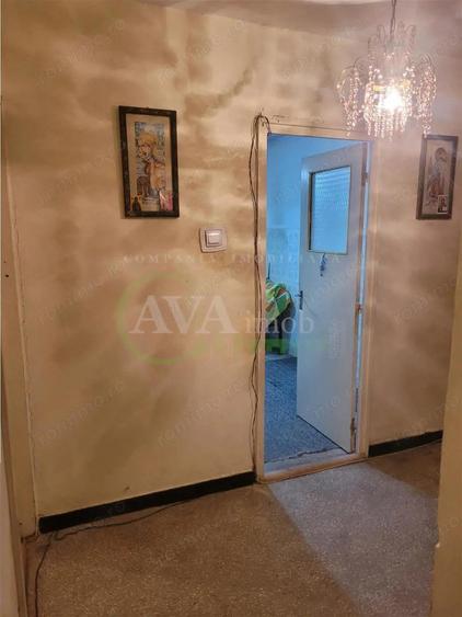 Apartament 3 camere decomandat zona Nord - 8