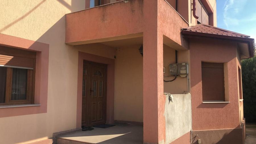 Casa de vanzare 4 dormitoare, living, 2 bai, bucatarie etc  Chiajna - 13