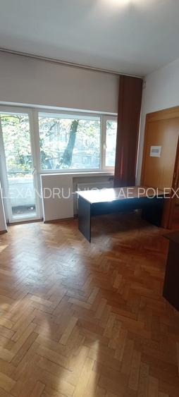 Apartament pentru birou etaj 1 zona Carol-Armeneasca