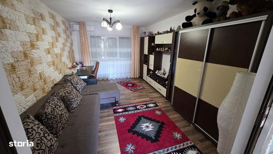 Apartament cu 3 camere în Central