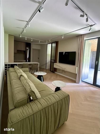 Apartament cu 4 camere în Central