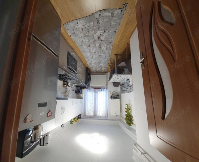 Apartament cu 2 camere decomandat în Hunedoara