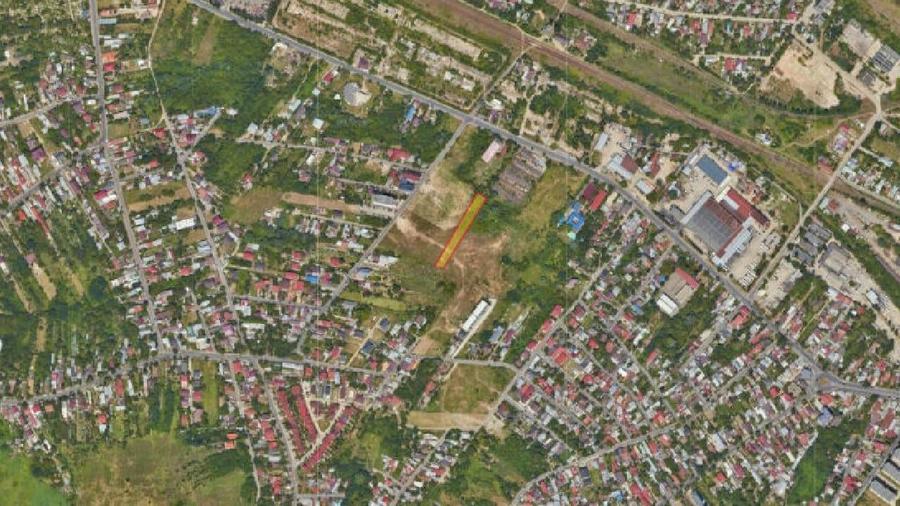 Teren Construcții intravilan de 2500 mp, în Nord-Vest