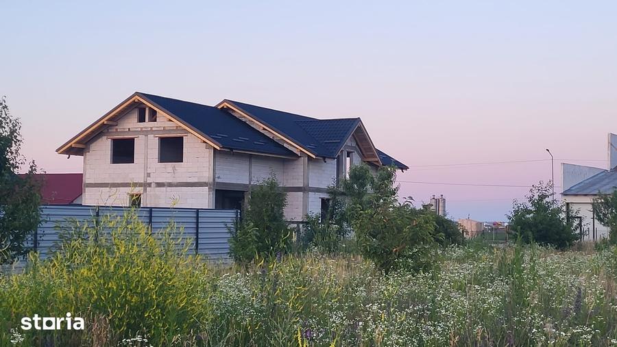 Casă cu Teren 900 Mp în Dumbrăveni