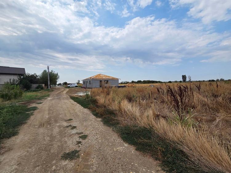Teren Construcții intravilan de 430 mp, în 1 Decembrie
