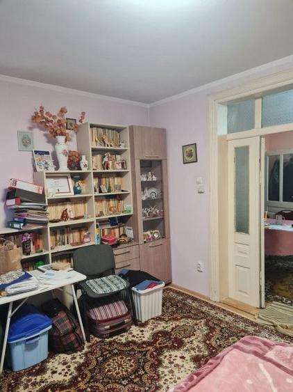 Apartament cu 3 camere în Centrul Civic