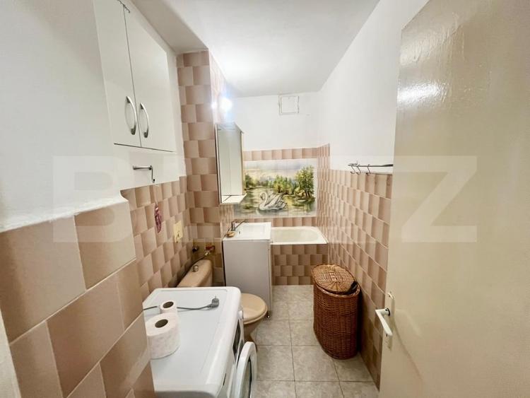 Apartament cu 3 camere decomandat, mobilat în Dacia