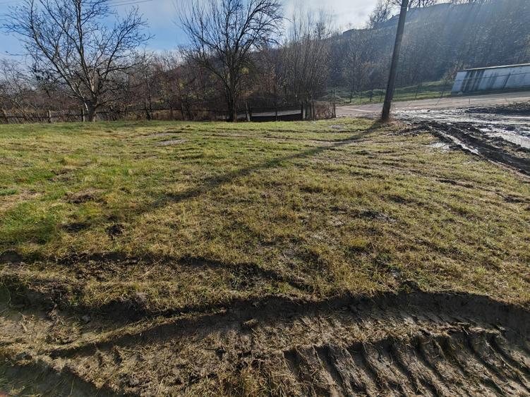 Teren Construcții intravilan de 843 mp, în Măgura