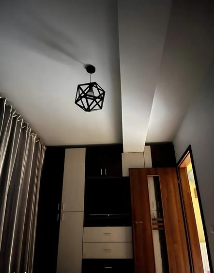 Apartament cu 3 camere semidecomandat, mobilat în Florești — fotografia 3