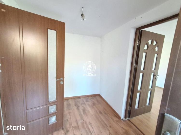 Casă cu 2 camere cu Teren 1688 Mp în Movileni