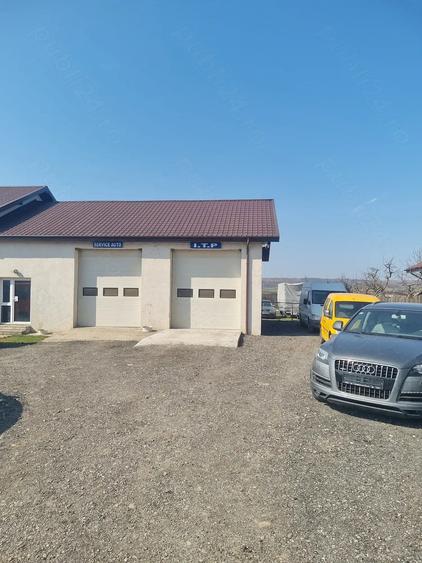 Spațiu comercial, de 100 mp, în Central