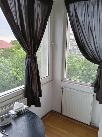 Apartament cu 4 camere decomandat în Ultracentral