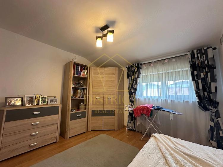 Casă cu 4 camere cu Teren 330 Mp în Central