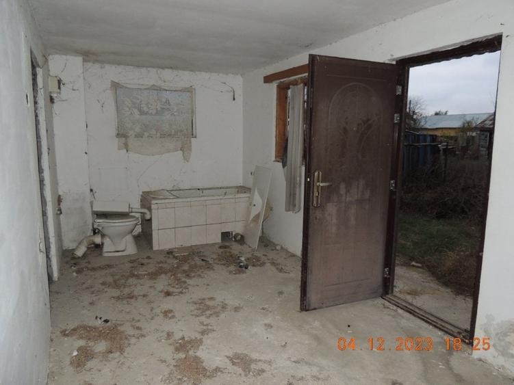 Casă individuală cu 3 camere cu Teren 300 Mp în Cocani