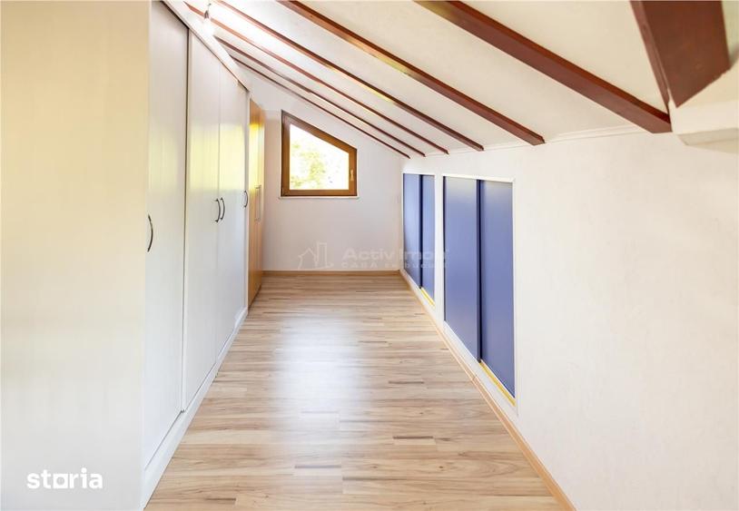 Casă cu 7 camere cu Teren 4391 Mp în Băbana