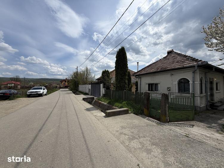 Casă cu 3 camere cu Teren 1320 Mp în Stâlpeni