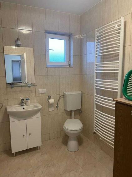 Casă cu 3 camere în Central