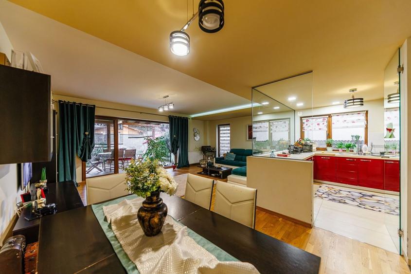 Duplex cu 4 camere cu Canalizare în Dumbrăvița