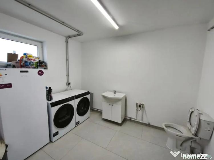 Casă cu 5 camere cu Teren 2000 Mp în Volovăț
