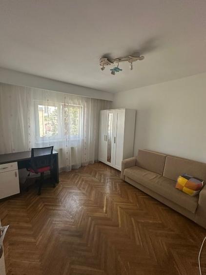 Apartament cu 3 camere decomandat, mobilat în Mănăștur