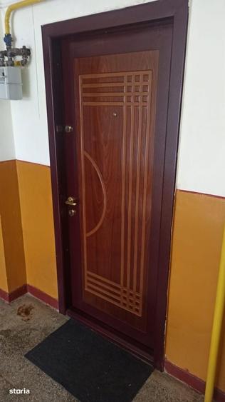 Garsonieră în Micro 17