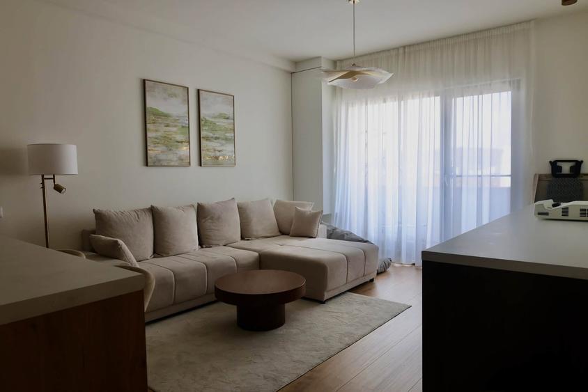 Apartament cu 2 camere semidecomandat în Florești