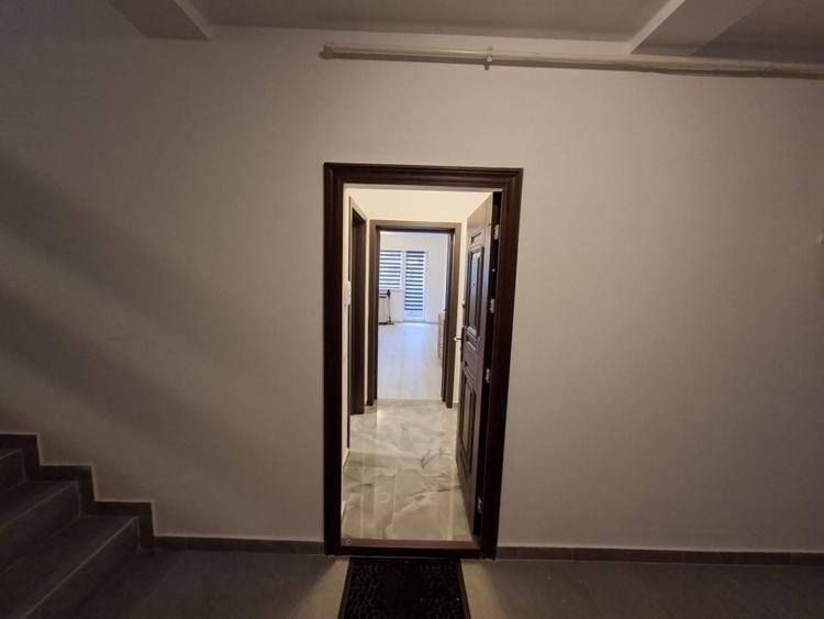 Apartament cu 2 camere semidecomandat, mobilat în Sânpetru