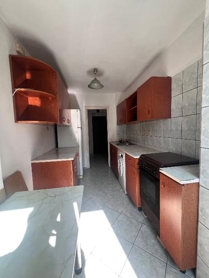 Apartament cu 2 camere semidecomandat, mobilat în Basarabia