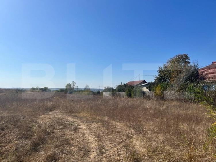 Teren Construcții intravilan de 502 mp, în Preajba