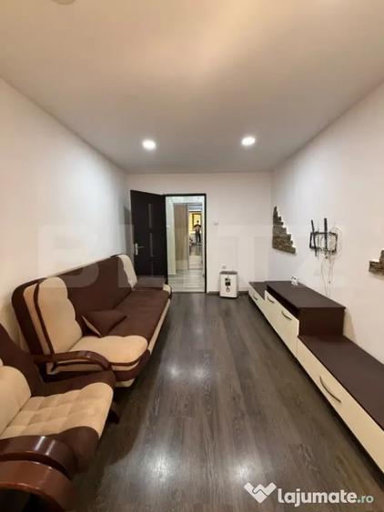 Apartament cu 2 camere decomandat în Micro 13
