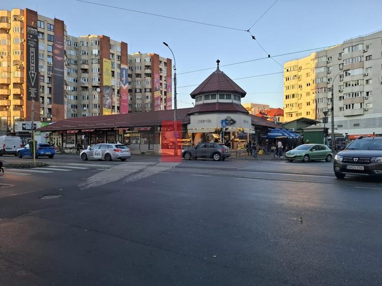 URGENT!, Piata 1 Mai, VIZIBILITATE,  TRAFIC PIETONAL SI AUTO, NEGOCIABIL - 1