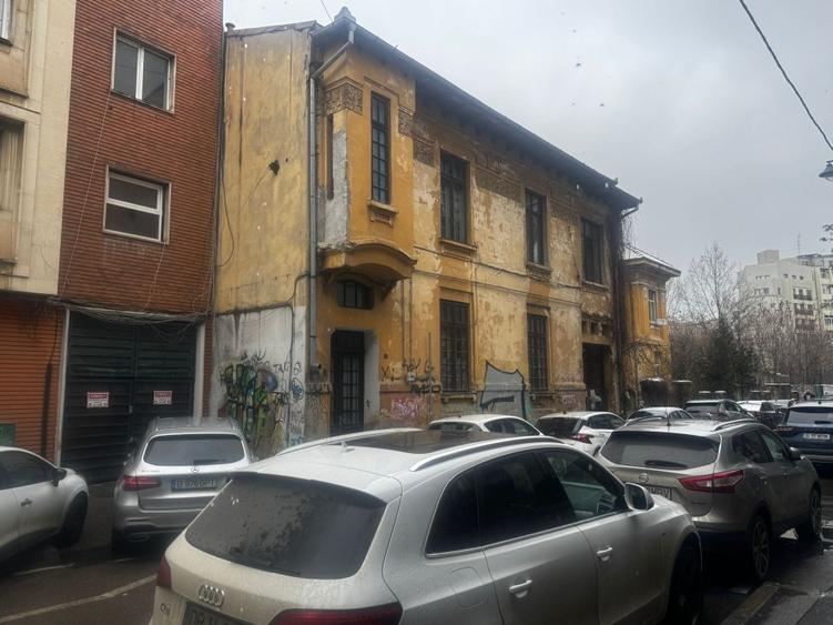 PROPRIETATE ISTORICĂ ULTRACENTRALĂ – Universitate – Pța. Rosetti - 3