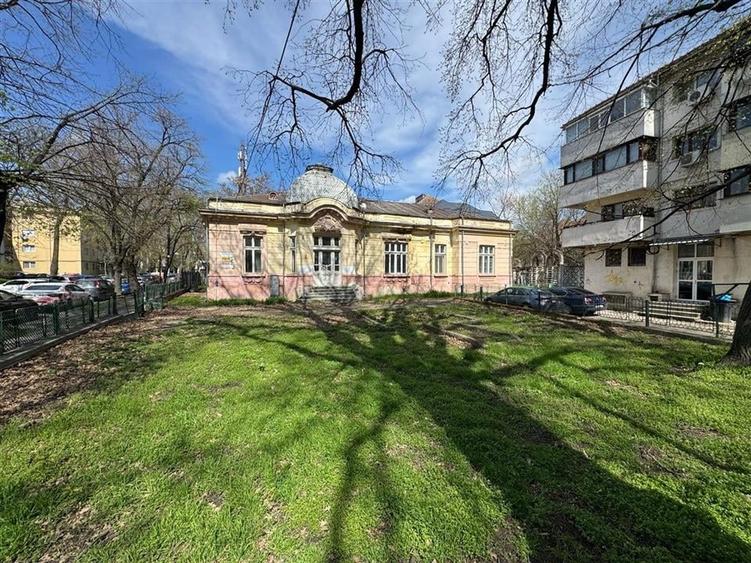Teren 872 mp +cladire 328 mp, ULTRACENTRAL str Simion Barnutiu - 1