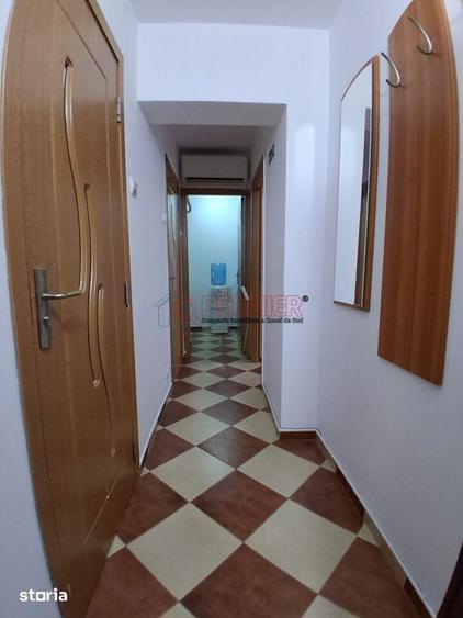 Cantemir - Garsoniera 30 mp - Ideal Spatiu Comercial - 1