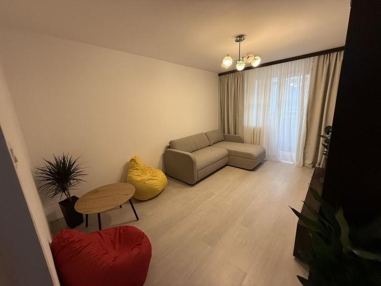 Inchiriez Ap 2 camere, 4/10, decomandat, cf. 2, Drumul Taberei - Valea Argesului - 7