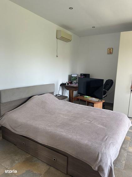 Urleta - casa - teren 400mp - 160000 Euro - 4