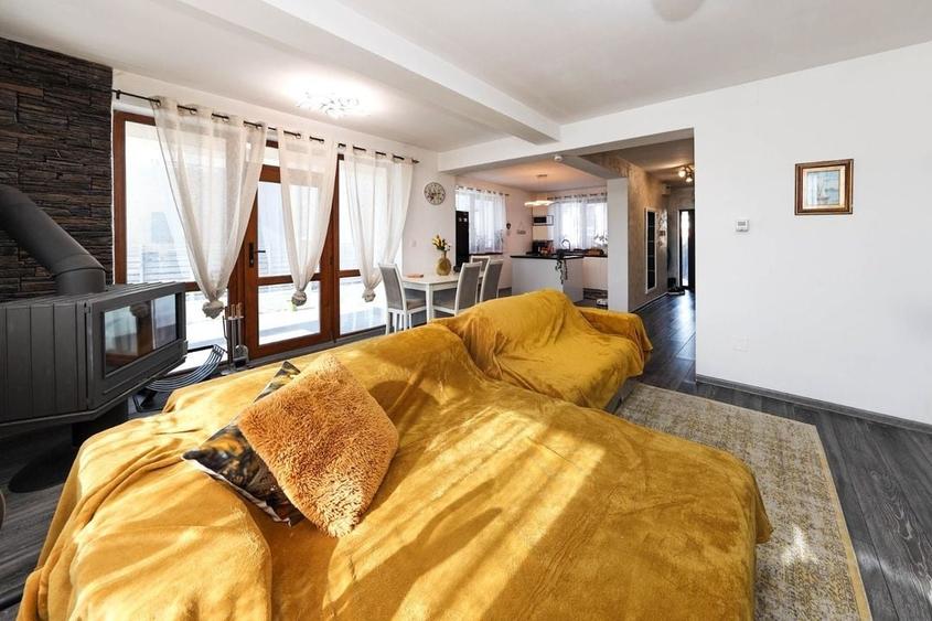 Casă Individuală Modernă de V&acirc;nzare | S&acirc;npetru, Brașov - 6