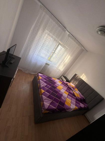 Inchiriez apartament 2 camere - 1