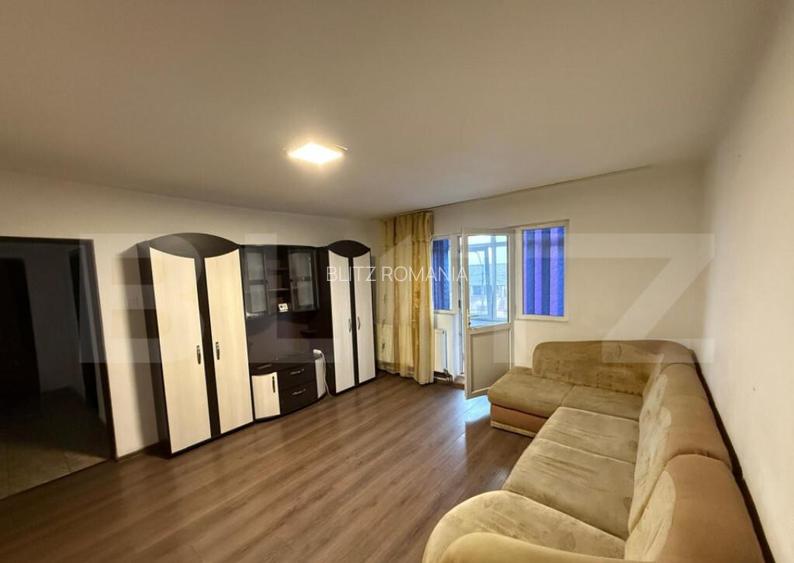 Apartament de vanzare, 52 mp, zona Micro 11