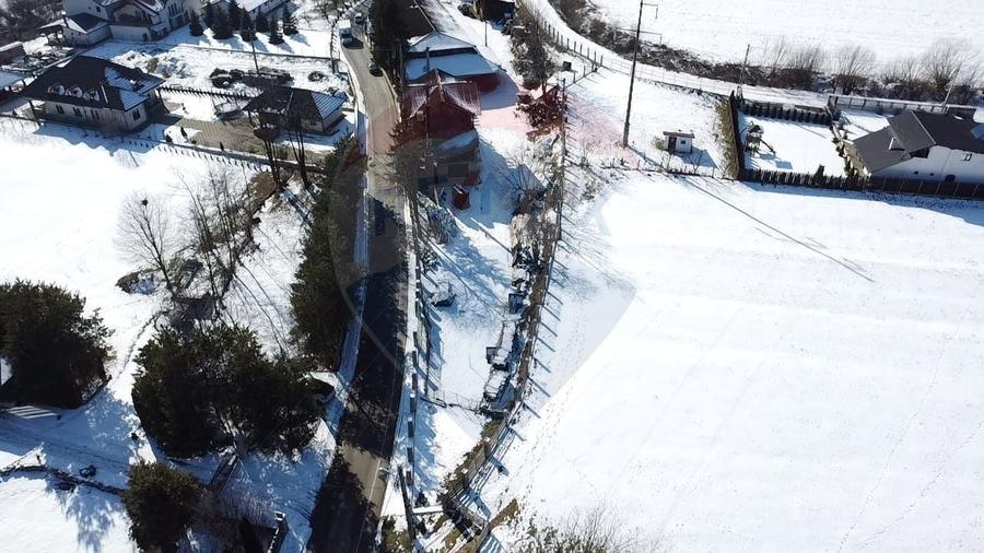 Teren intravilan 1081 mp + constructie 230 mp - Gura Humorului, - 4